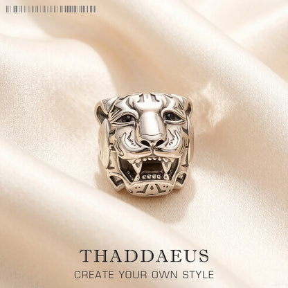 Tigerkopf-Charm aus 925 Sterlingsilber mit Relief und dunklen Augen