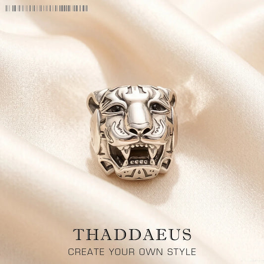 Tigerkopf-Charm aus 925 Sterlingsilber mit Relief und dunklen Augen