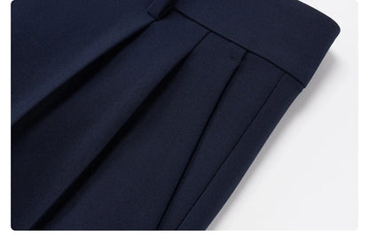 Schwarzer Herrenanzug im Slim-Fit-Stil mit Weste und Hose – ideal für Hochzeiten und formelle Anlässe