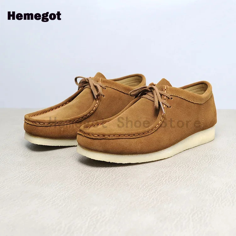 Herren-Schnürschuhe aus braunem Veloursleder, dicke Sohle, Schnürung am Knöchel