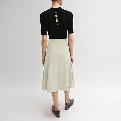 Cremefarbener Damenrock mit hoher Taille, A-Linien-Schnitt, Midi-Länge (Rückansicht)