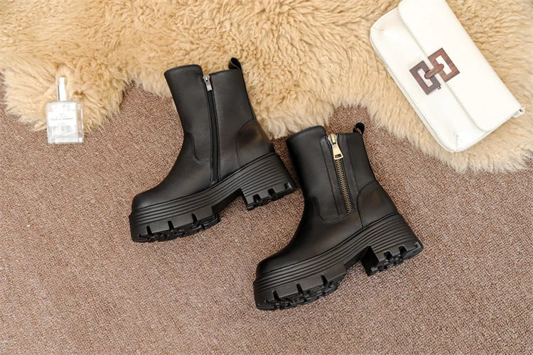 Schwarze Damen-Ankle Boots mit dickem Plateauabsatz, Reißverschluss und Profilsohle