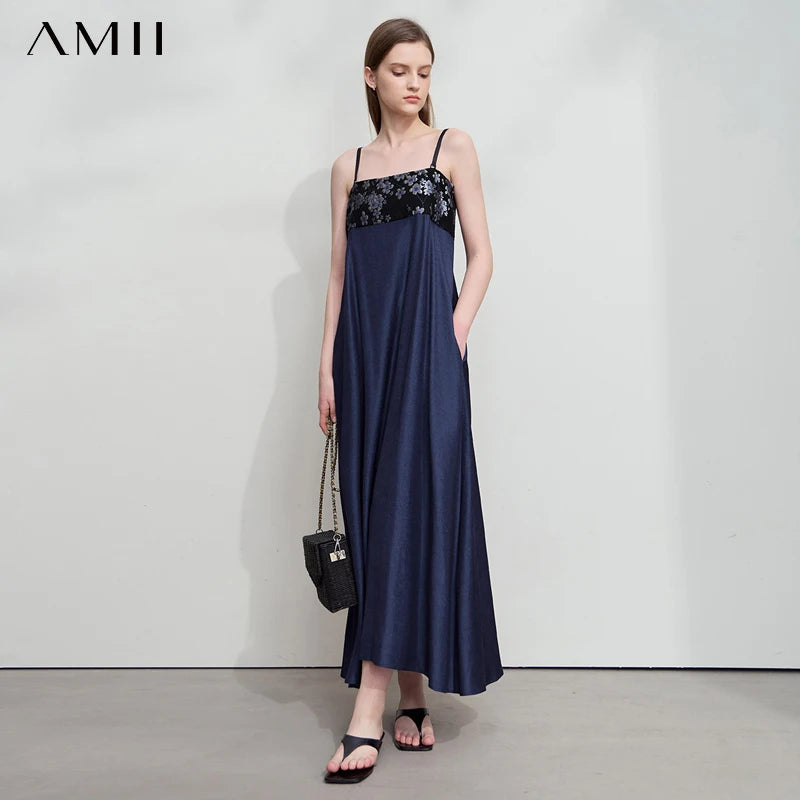 Elegantes Damen Kleid Mit Schlitzhals Und Bequemem Schnitt