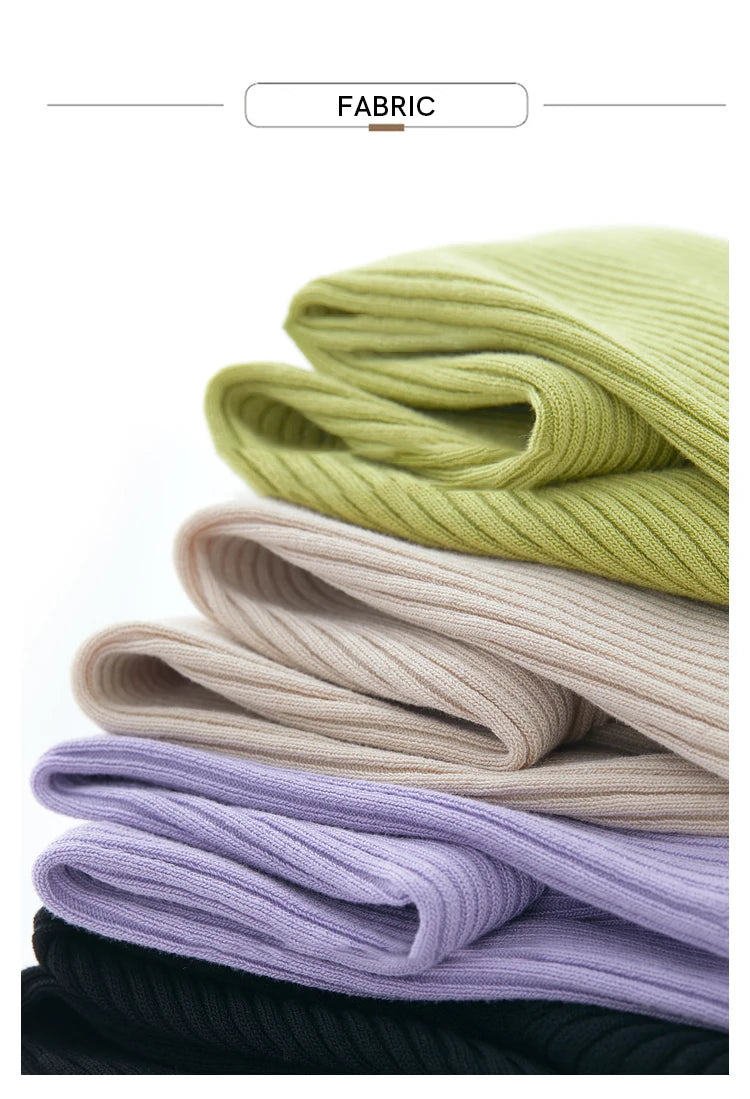 Strickstoff-Rollen für Damenpullover in Oliv-, Beige-, Flieder- und Schwarz-Tönen