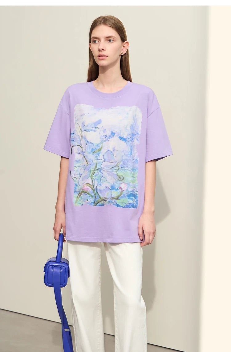 Damen T-Shirt im Minimalismus-Stil mit Kunstöl-Farbdruck für den Sommer