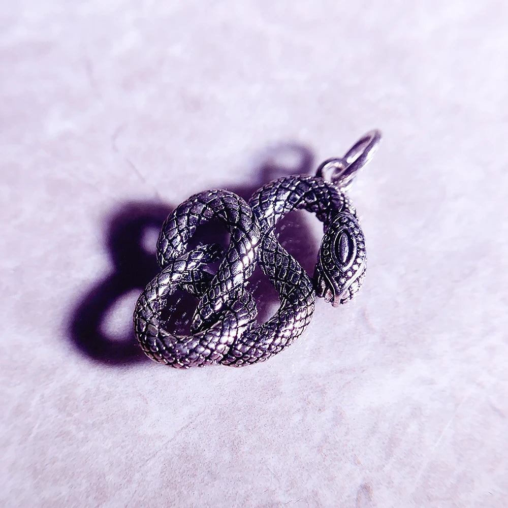 Damen-Charm-Anhaenger Schlange Vintage aus Sterlingsilber