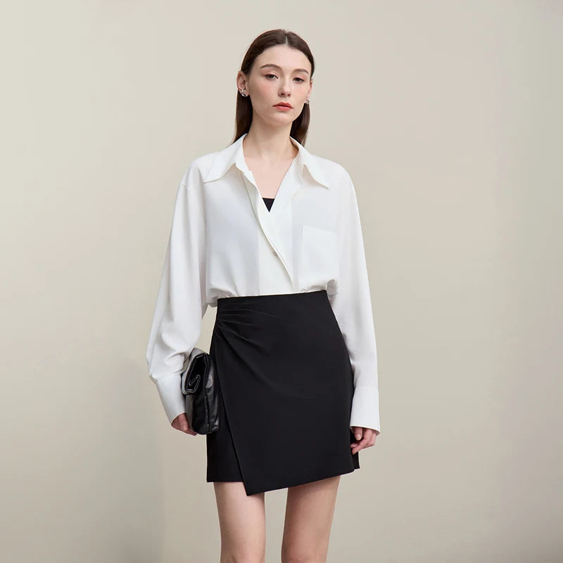 Asymmetrischer Minirock aus Stretch, schwarz, kurz mit diagonalem Schnitt