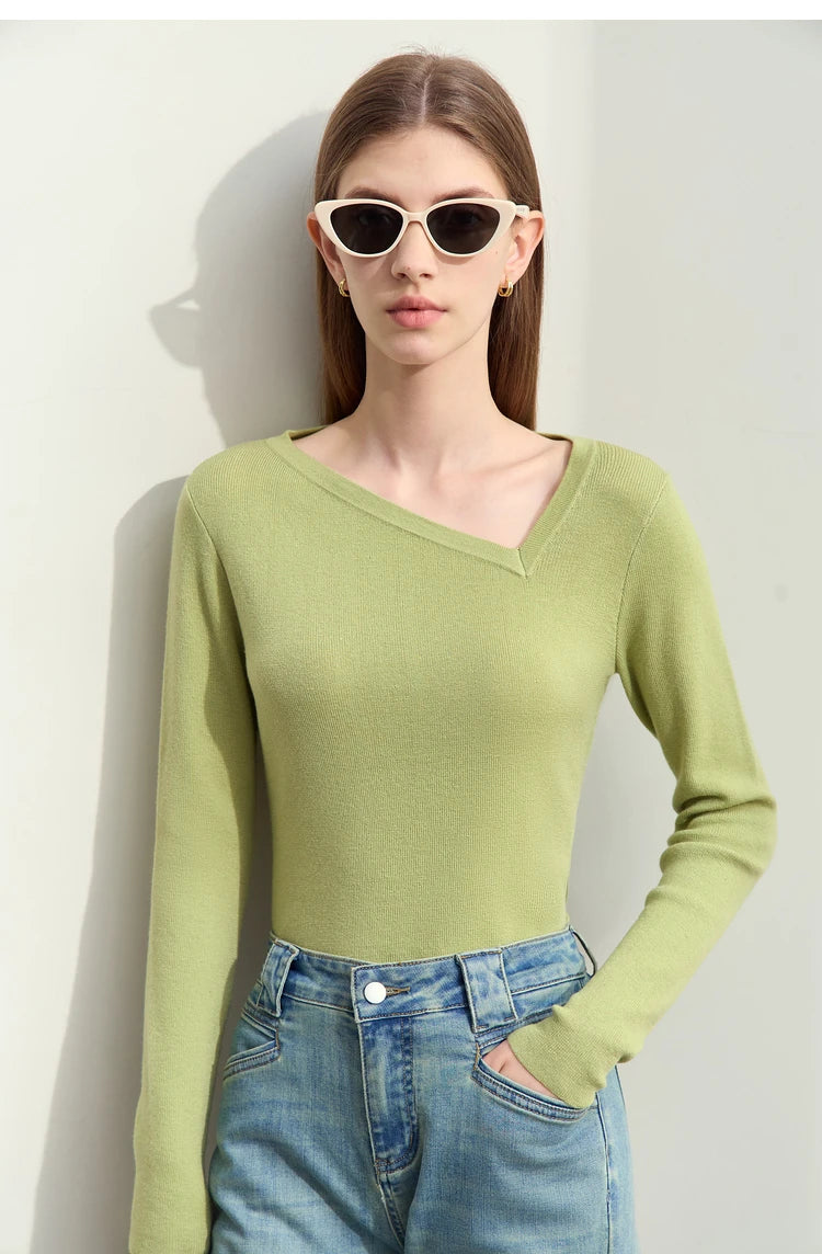 Damen-Pullover mit langem Ärmel und diagonaler V-Ausschnitt-Form in Avocado-Grün
