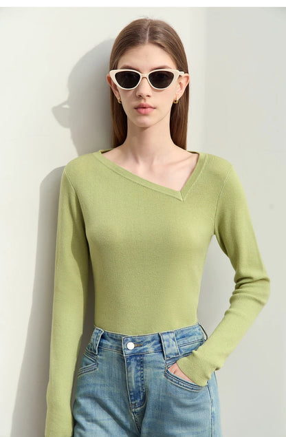 Damen-Pullover mit langem Ärmel und diagonaler V-Ausschnitt-Form in Avocado-Grün