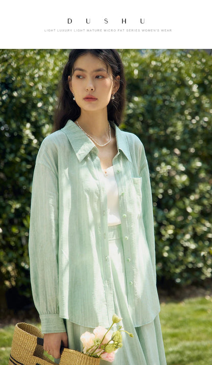 Leichte Damen-Chiffonbluse mit Blumenmuster und eckigem Ausschnitt – ideal für den Sommer
