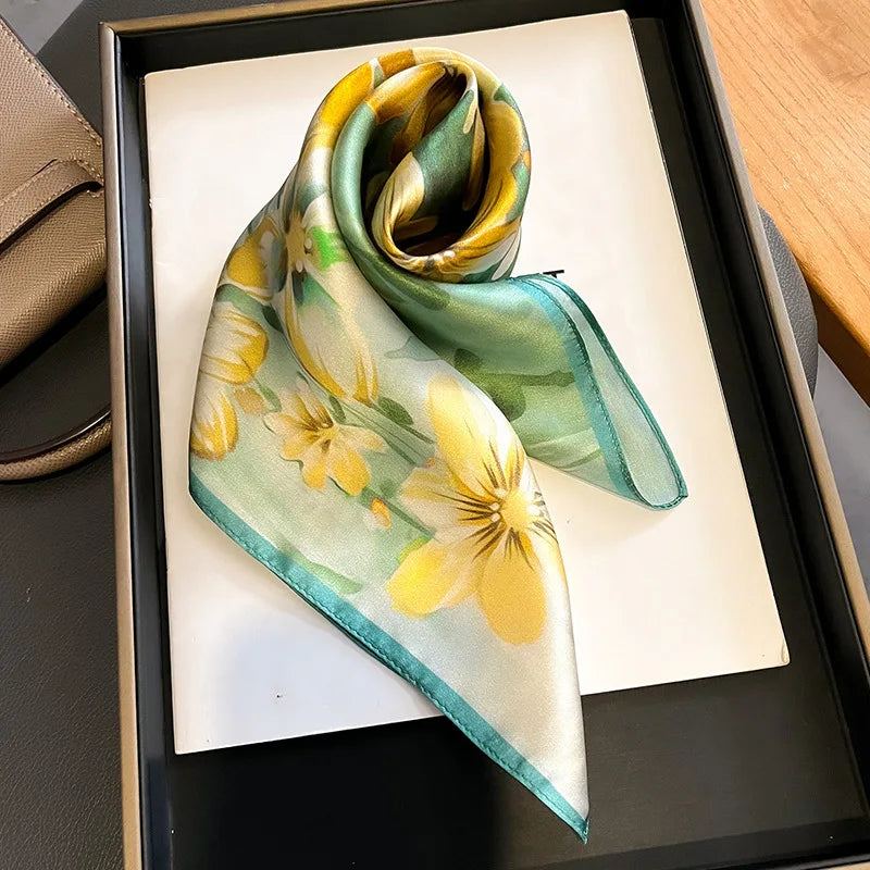 Damen Seidensatin Schal Tasche Kopf Bandana Halsschal klein quadratisch Luxus F