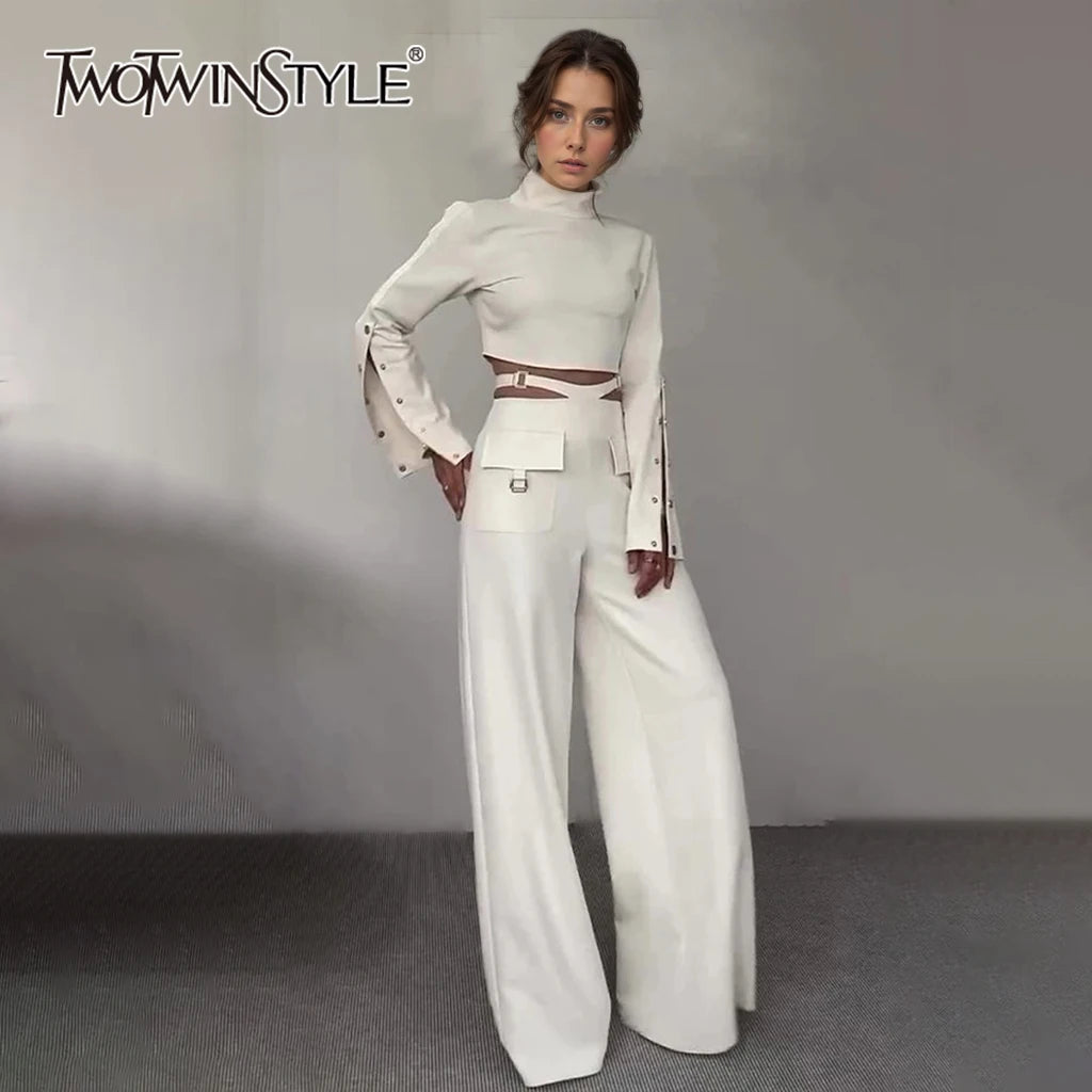 Elegantes zweiteiliges Damen-Set mit V-Ausschnitt, ärmellosem Oberteil und hoch tailliertem Rock mit 3D-Blumendetails.