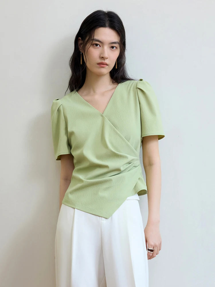 Langarm-Bluse mit V-Ausschnitt und Jacquard-Stoff im chinesischen Stil – einreihig geknöpft in zwei Farben.