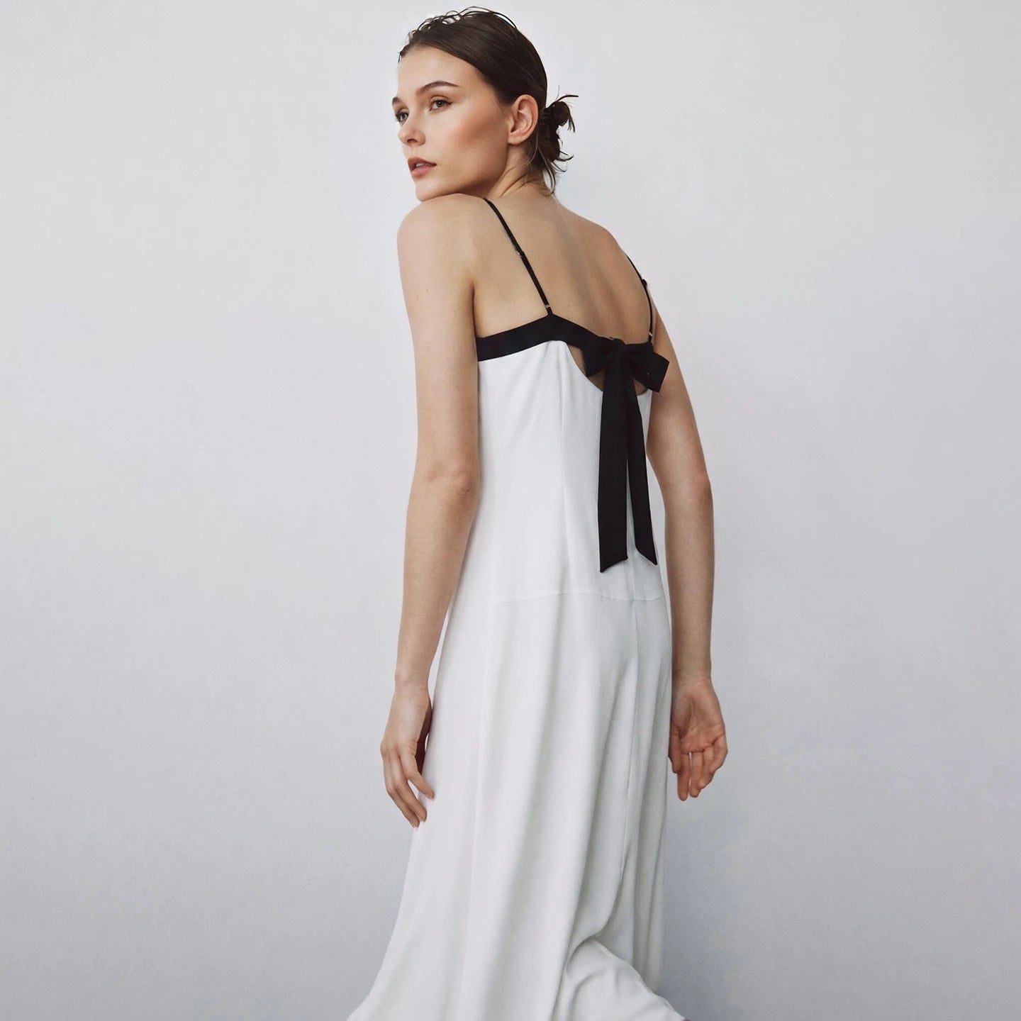 Stylisches Sommerdamenkleid Mit Farbblock Und Bequemem Sitz Für Damen