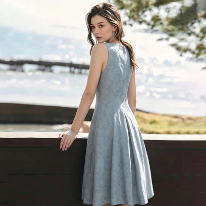 Elegantes Ärmelloses Midikleid Für Damen Mit Taillenoptik