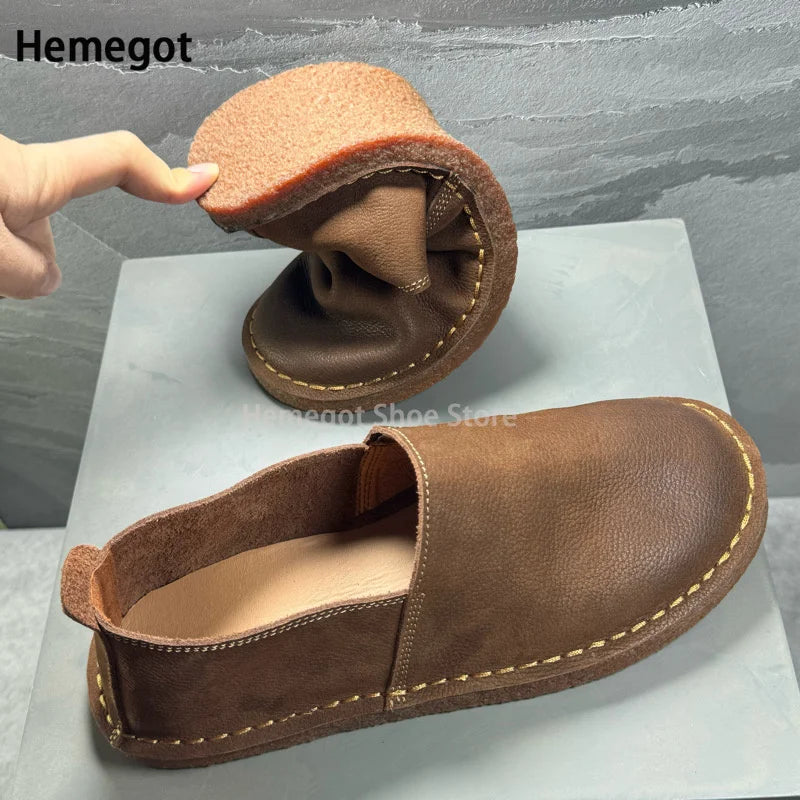Brauner Herren-Slip-On-Lederschuh mit rundem Zeh und gefüttertem Innenfutter