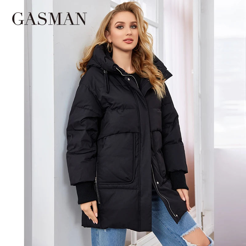 Kurze Damen-Winterdaunenjacke mit modischem Farbkontrast und wasserdichtem Design – warm und stilvoll für kalte Tage.