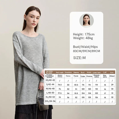 Heather-grauer Strickpullover mit Rundhalsausschnitt, langen Ärmeln und Bindegürtel