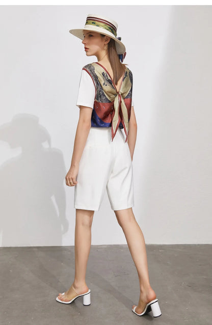 Damen Shorts im minimalistischen Stil mit hoher Taille für das Büro