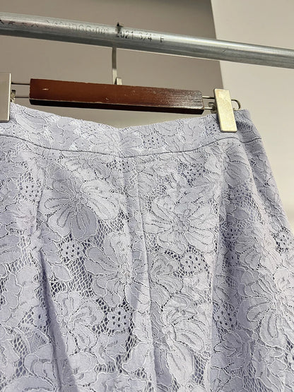 Schulterfreies ärmelloses Damenkleid mit 3D-Blumen und Patchwork-Design – figurbetont und modisch mit Reißverschluss.