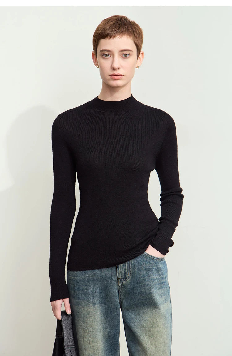 Halbrollkragen-Pullover in Schwarz, lange Ärmel, schmaler Rollkragen