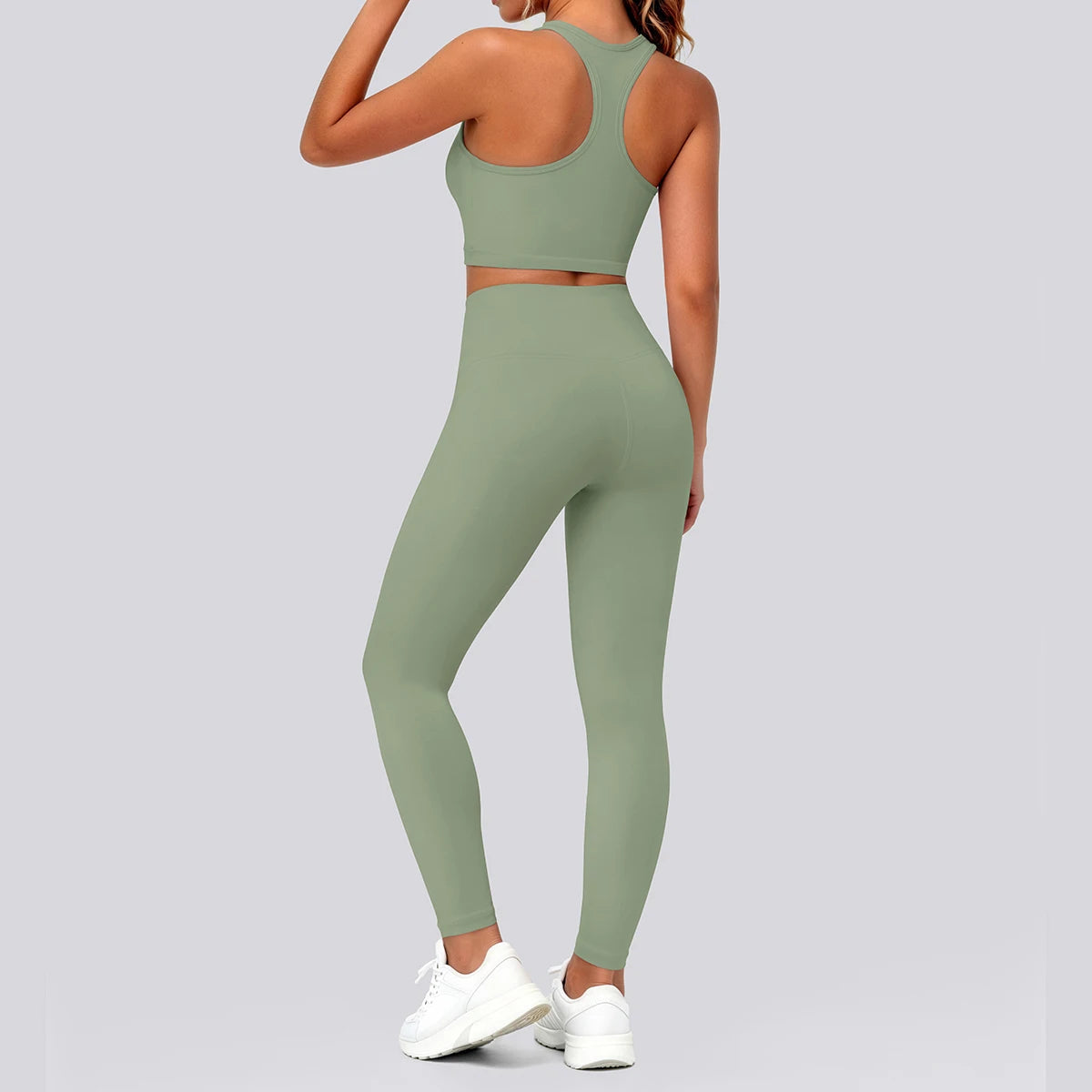 Nahtfreies Yoga-Set mit Sport-BH und Leggings in Olivgrün, Rücken und Beine