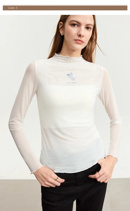 Damen T-Shirt aus gedrucktem Mesh mit slim-fit Halb Stehkragen