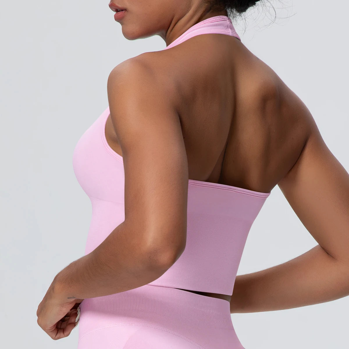 Sporttop mit Polstern, Rückansicht, Racerback, rosafarben