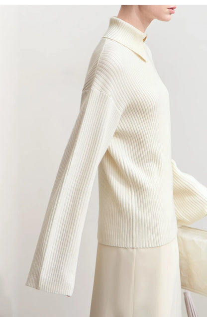 Damen-Strickpullover cremefarben mit Stehkragen, Knopf vorn, lange Ärmel, locker geschnitten