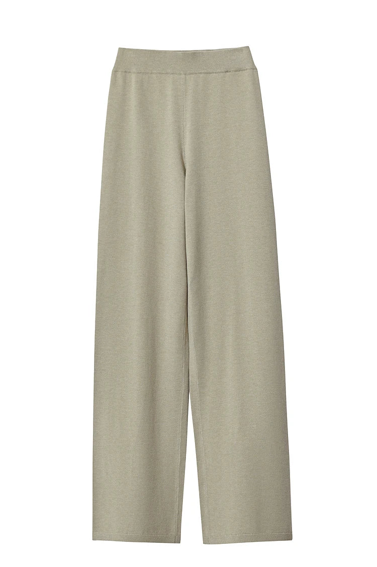 Beigefarbene Damenhose mit weitem Bein, glatter Stoff, entspannter Schnitt