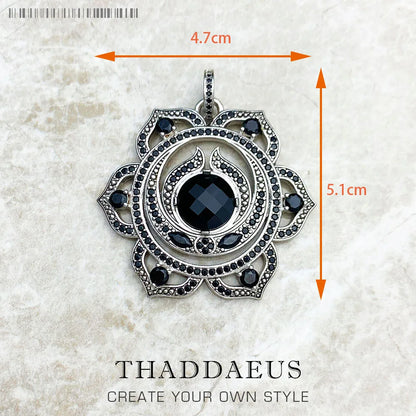 925er-Sterlingsilber-Anhänger: runde Mandala mit dunkelblauem Stein und Ziersteinchen