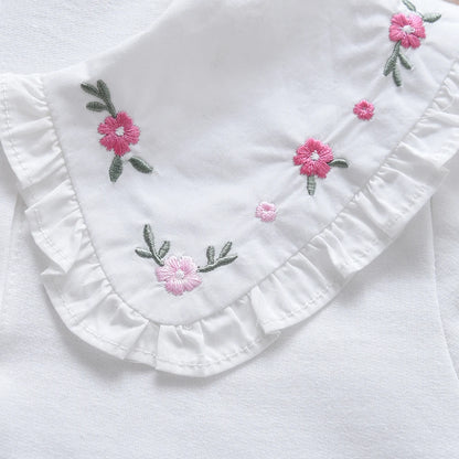 Mädchenhemd 2025, Frühling und Herbst, neue bestickte Bluse mit Blumenmuster und langen Ärmeln und Rüschenkragen, Kinderkleidung