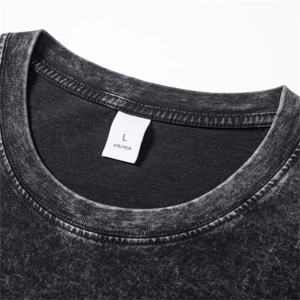 Vintage Herren-T-Shirt, Rundhalsausschnitt mit Nackenband und Größenlabel (L)