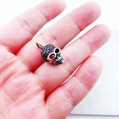 Damen-Charm-Anhänger Totenkopf Skelett Rebel aus Sterlingsilber