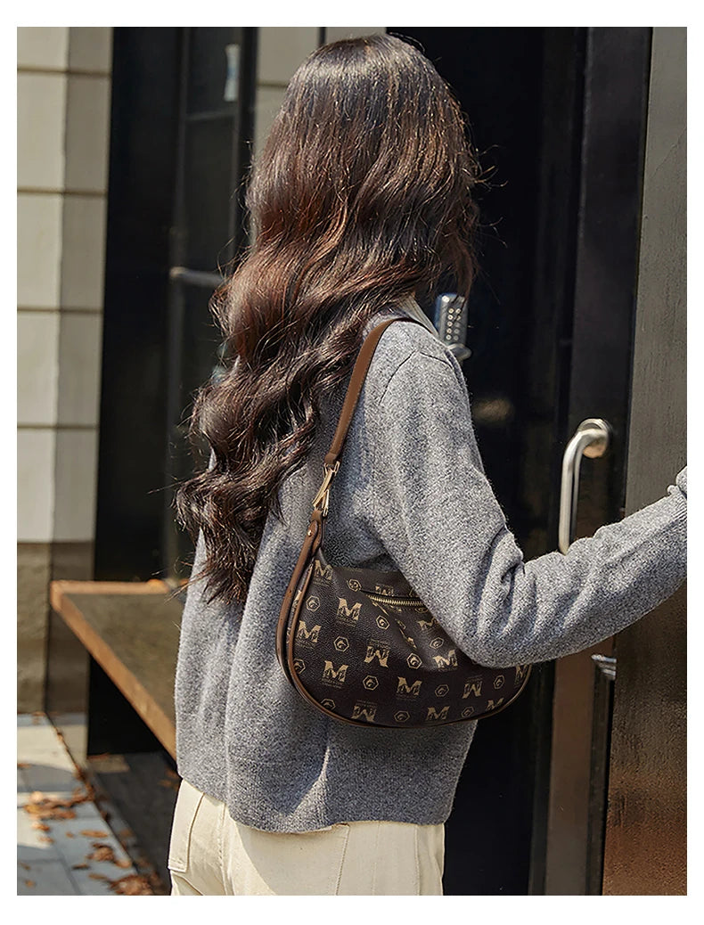 Damen Schultertasche aus PVC-Leder im Retro-Hobo-Stil mit großem Fassungsvermögen