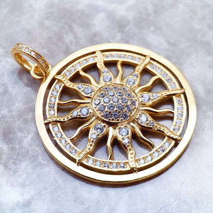 Damen-Charm-Anhänger Sonne Amulett golden glamourös aus Sterlingsilber