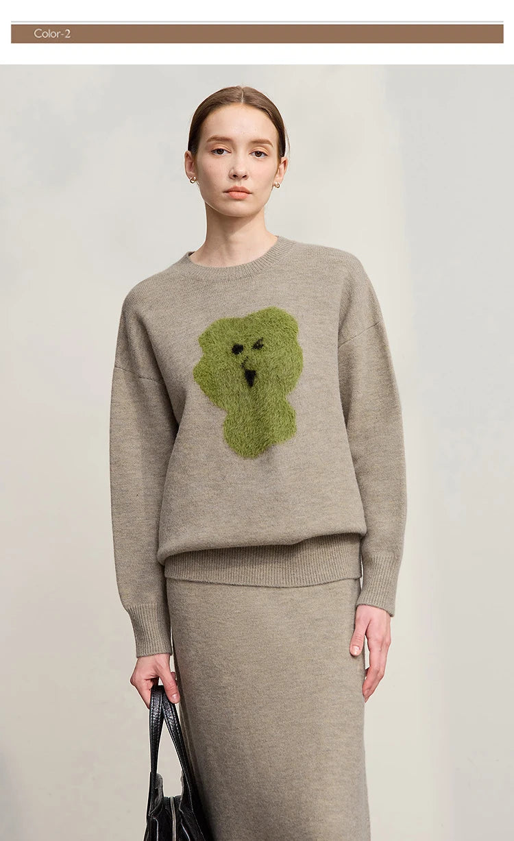Beiger Damenpullover mit Rundhalsausschnitt und grünem Bärenmotiv, Langarm