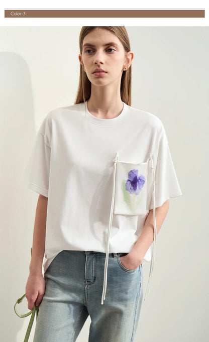 Damen T-Shirt im Minimalismus-Stil mit Taschen und elastischem O-Neck