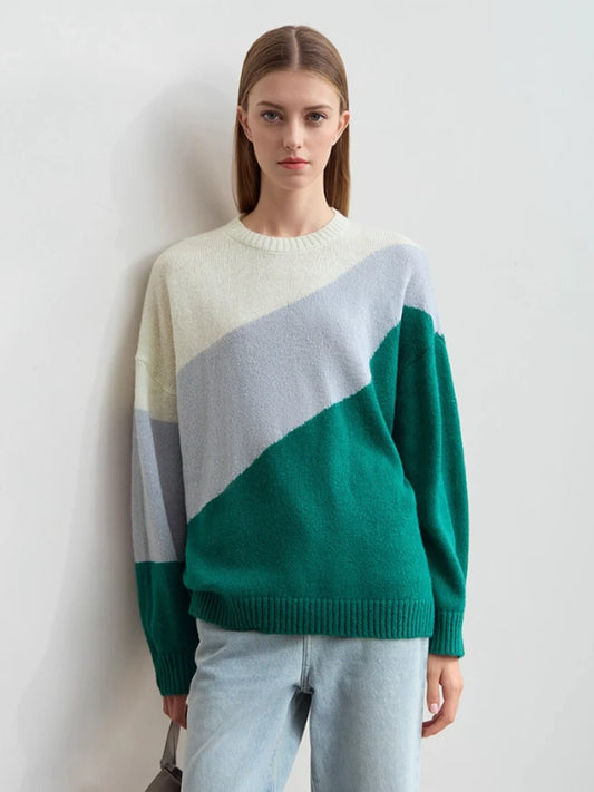 Damenpullover mit Rundhalsausschnitt, diagonale Farbstreifen in Grau, Grün und Hellblau