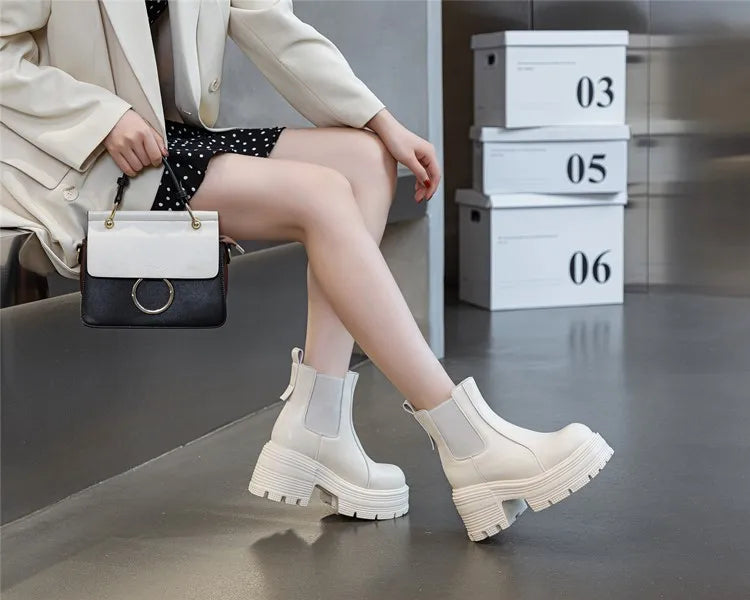 Damen-Chelsea-Boots aus Leder, weiß, mit Plateau und Blockabsatz