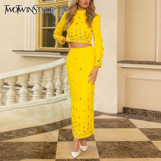 Zweiteiliges Damen-Set mit langärmligem Blazer und hoch taillierter Hose – elegantes Design mit Perlenverzierung
