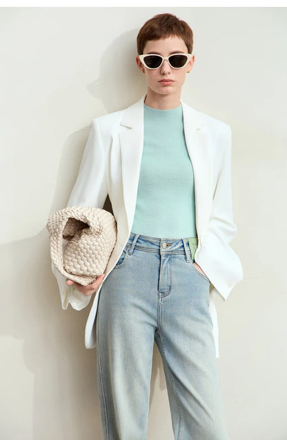 Damenpullover mit kurzem Stehkragen, langarm, einfarbig hellblau unter Blazer