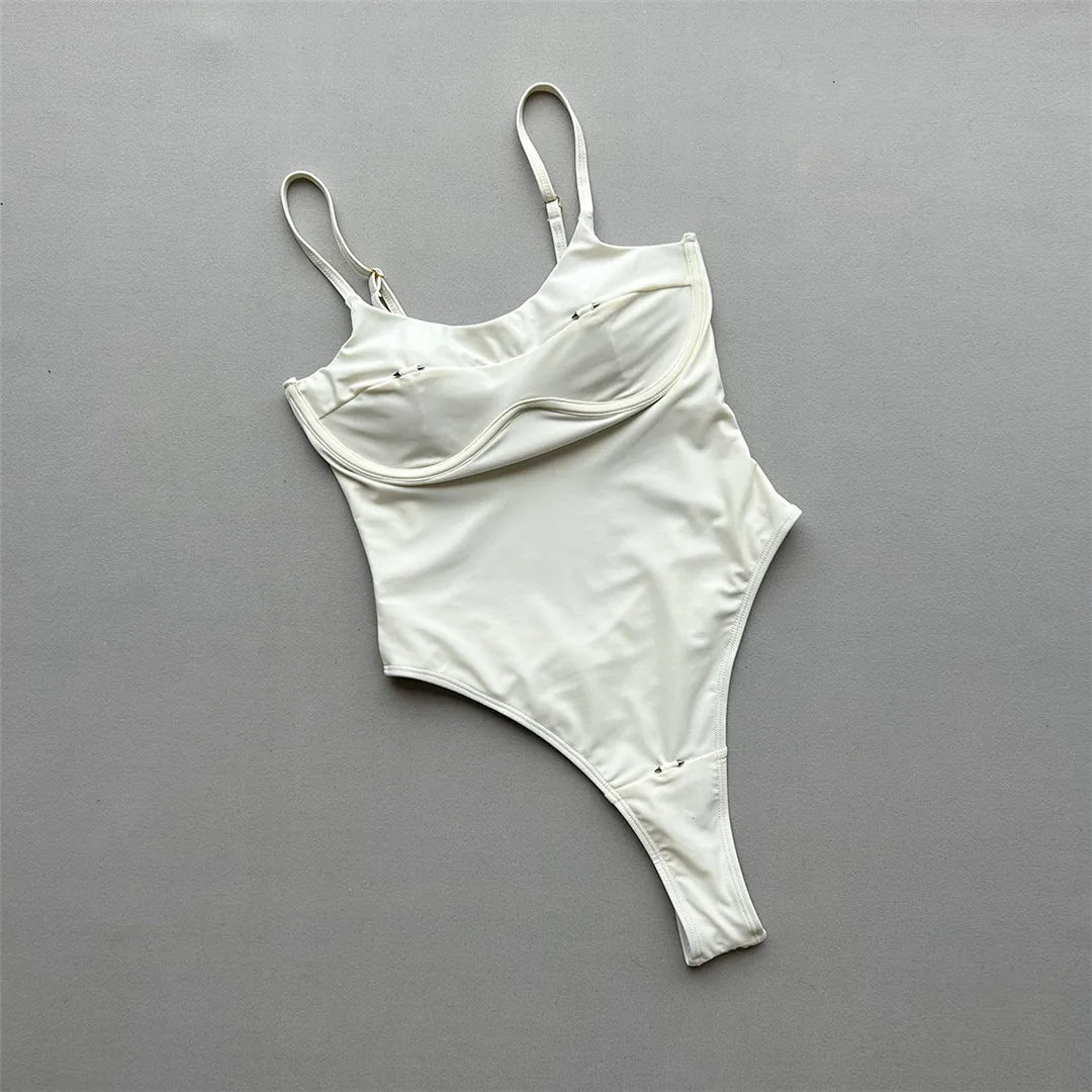 Damen-Badeanzug Cut-Out Bügel Micro-Tanga Weste gepolstert