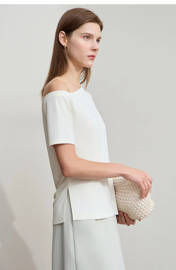 Damen T-Shirt im minimalistischen Stil mit klassischer Slim Fit Passform