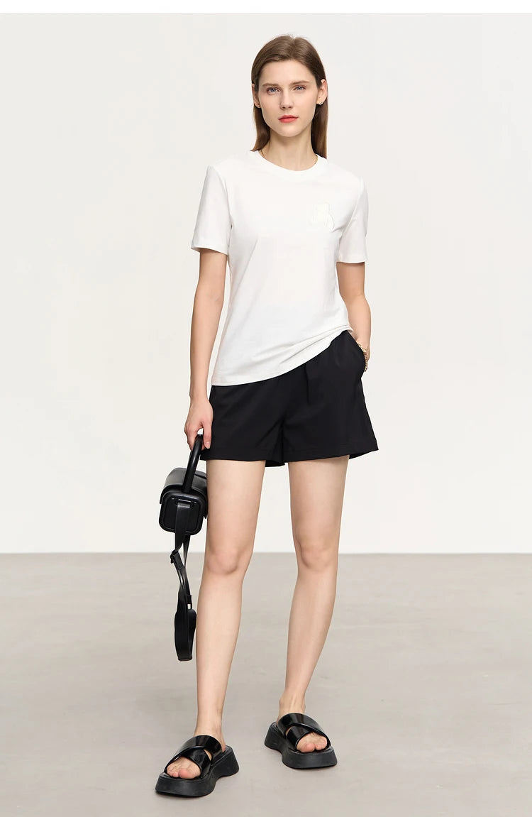 Damen Top im minimalistischen Stil mit Bären-Applikation und O-Ausschnitt