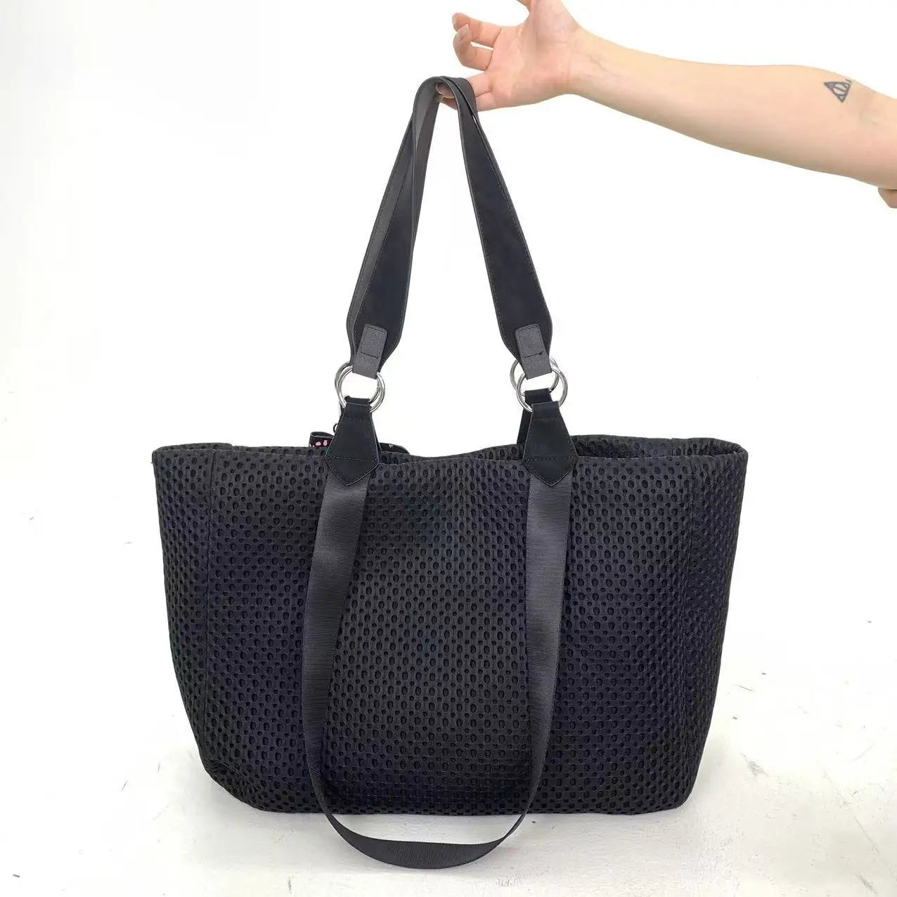 Damen-Shopper aus Netzgewebe mit großem Fassungsvermögen und abnehmbare Mini-Tasche, atmungsaktiv