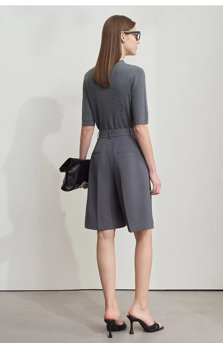Grau melierter Damen-Strickpullover mit V-Ausschnitt, Knopfleiste und halben Ärmeln, Rückansicht