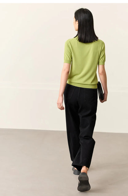 Damen Top im Minimalismus-Stil mit O-Ausschnitt und kontrastierenden Farben