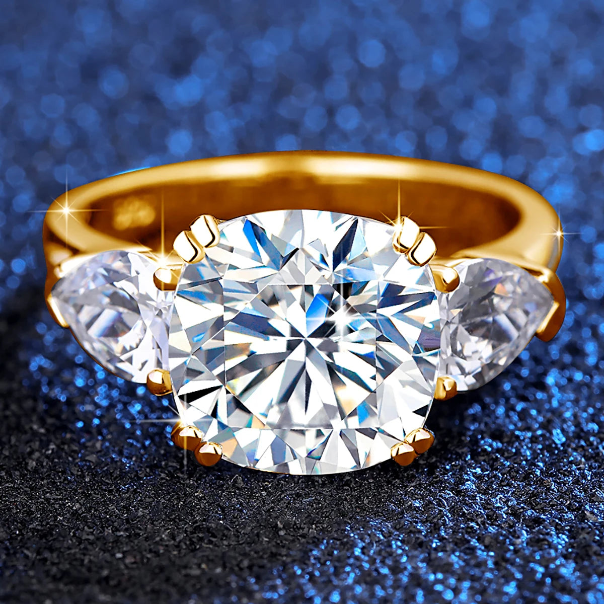 Damen-Ring Moissanit Drei-Stein Kissen-Schliff 5-Karat Zertifiziert Mit Echtheitszertifikat