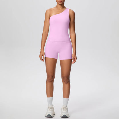 Yoga-Set mit einarmigem BH-Top und Shorts, hellrosa mit einseitiger Trägernaht